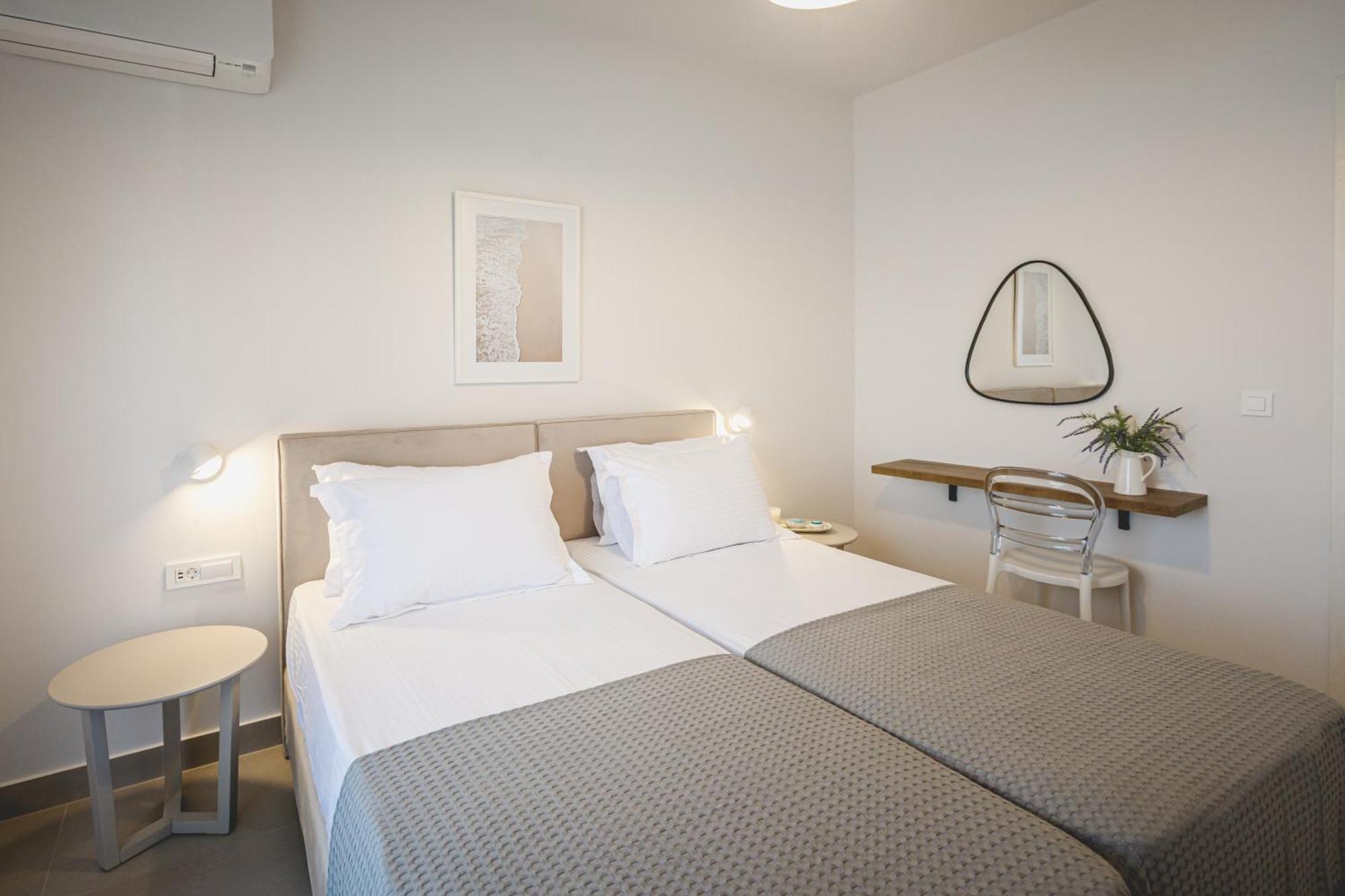 Aparthotel Votsalo Tolón Extérieur photo